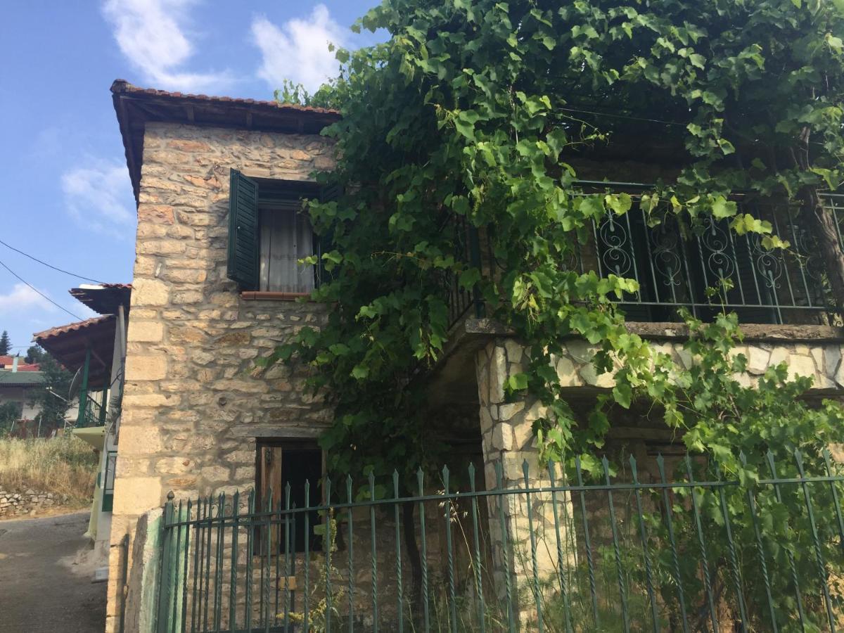 Apartament Kesemi Kalawrita Zewnętrze zdjęcie