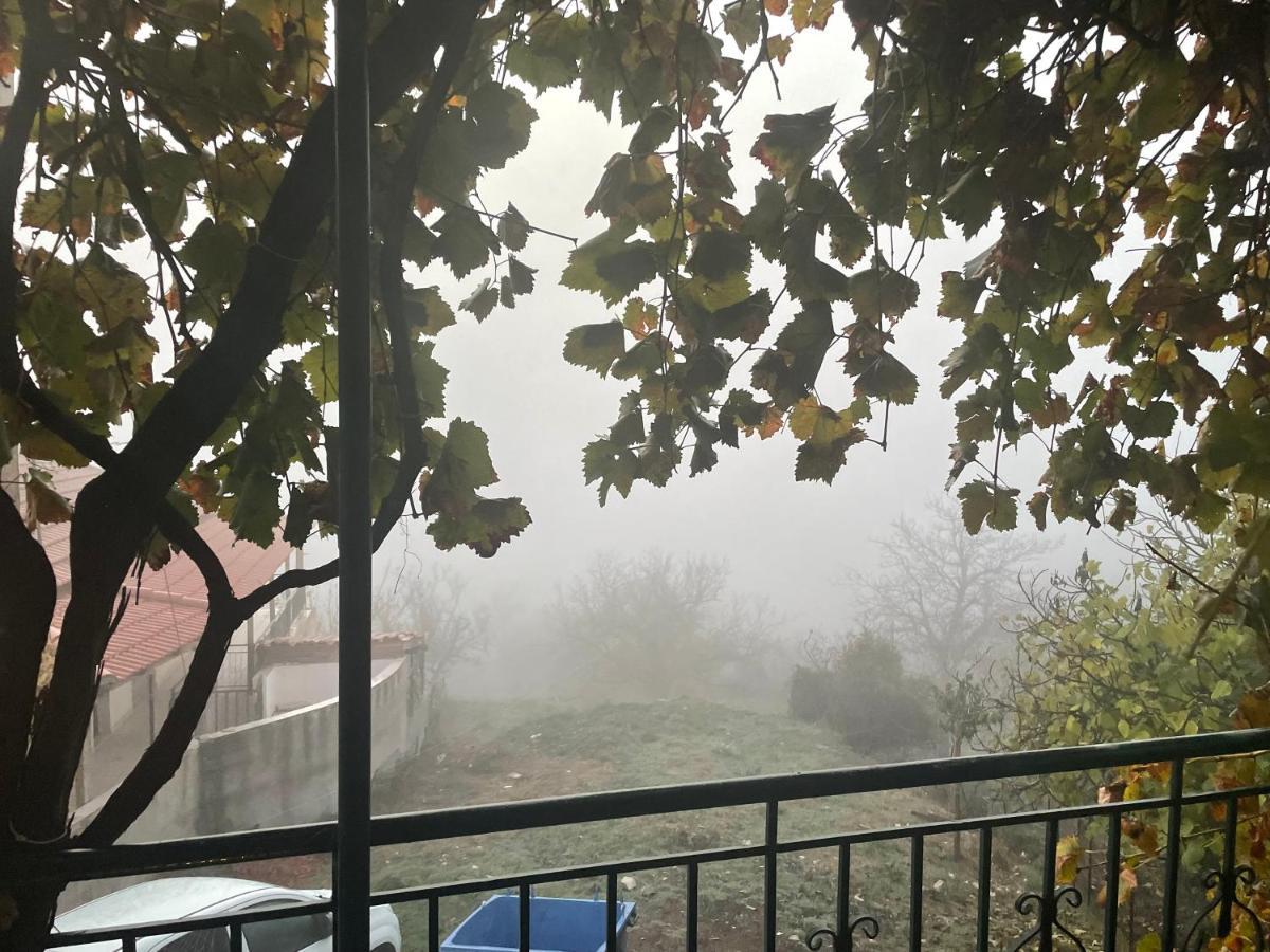 Apartament Kesemi Kalawrita Zewnętrze zdjęcie